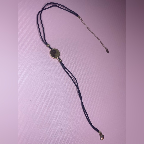 Run w the Wild Chokers - Picture 3 of 5